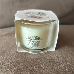 Yankee Candle Coconut Beach Jar